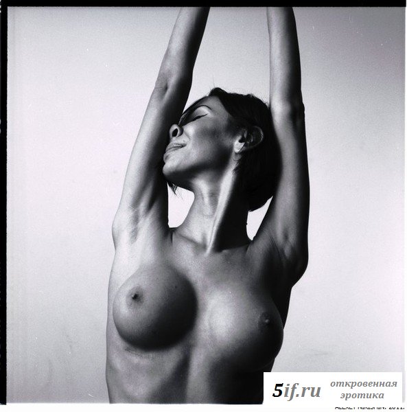 Черно-белая фотосессия участниц Дома 2 (7 фото)