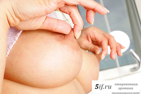 Хорошенькая малышка с потрясающей фигурой Хорошенькая малышка с потрясающей фигурой