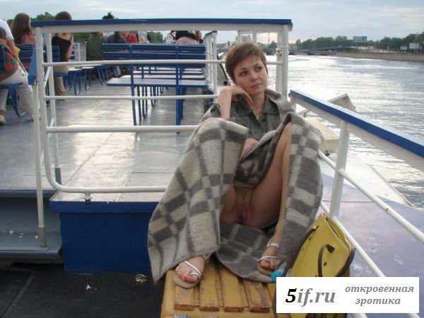 Тайные фотки голых кисок