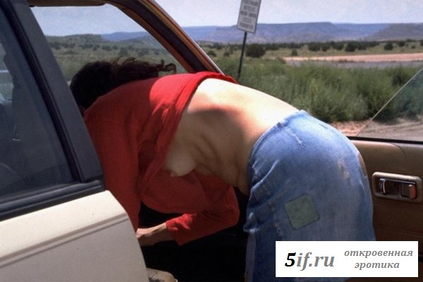 Интимные засветы писечек и сисичек 