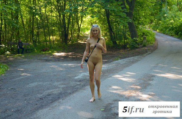 Откровенная прогулка изумительной крошки