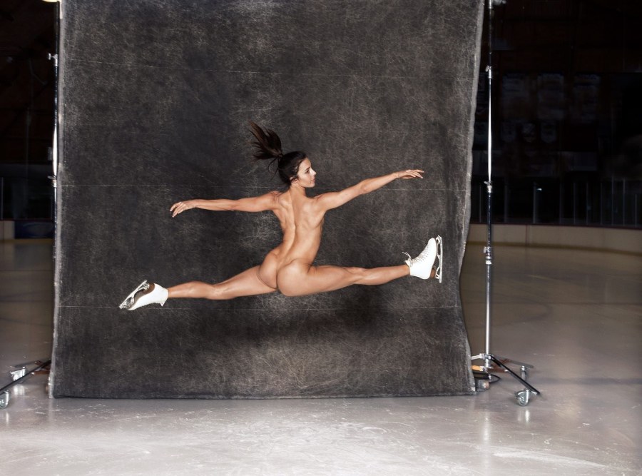 Эшли Вагнер body Issue