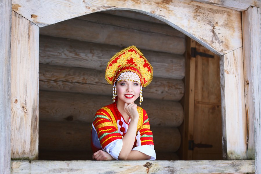 Маргарита Карева кокошник