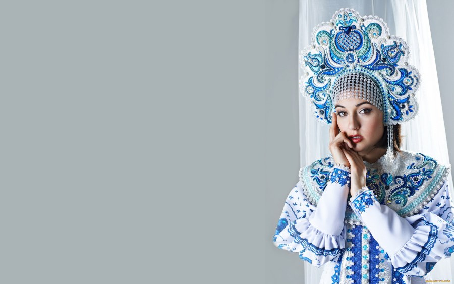 Маргарита Леонтьева кокошник