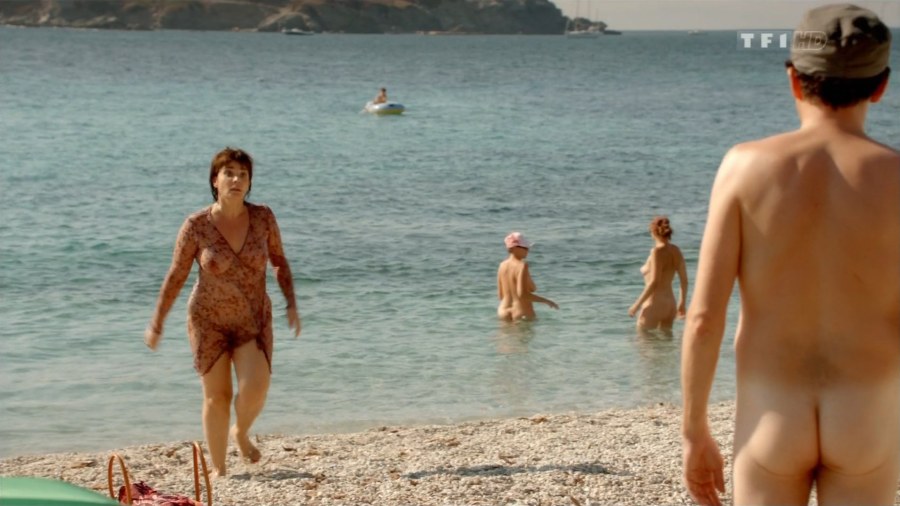 Фильм a Dix minutes des naturistes 2012