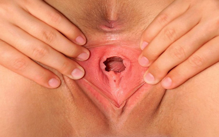 Маленькая вагина крупным планом