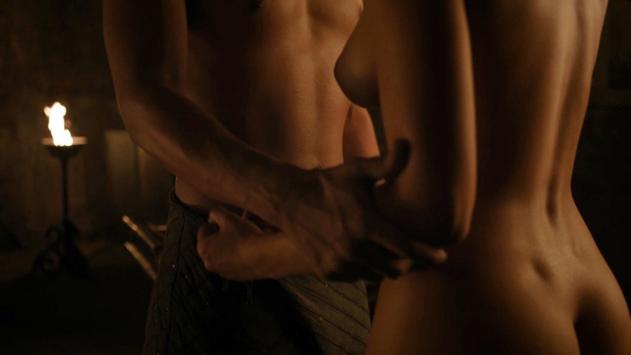Натали Эммануэль sex Scene