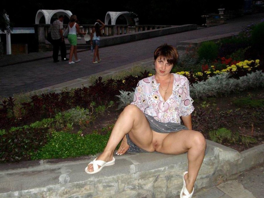 Крупные женщины без трусов