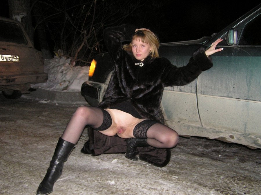 Женщины голые эксгибиционизм