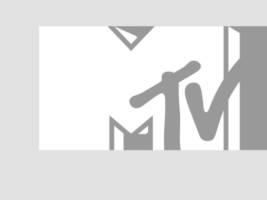Микки Самнер голая