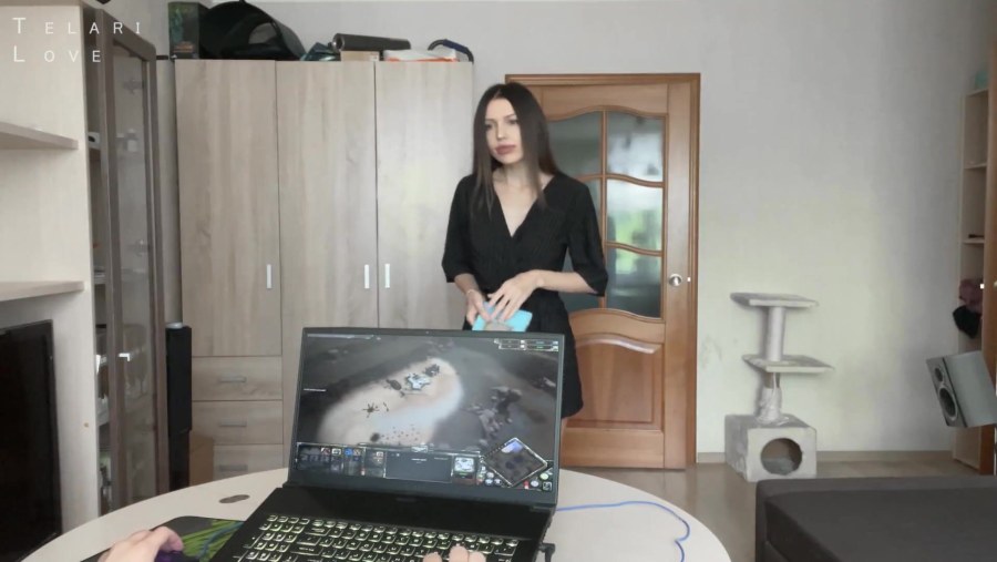 Камшоты на лица студенток