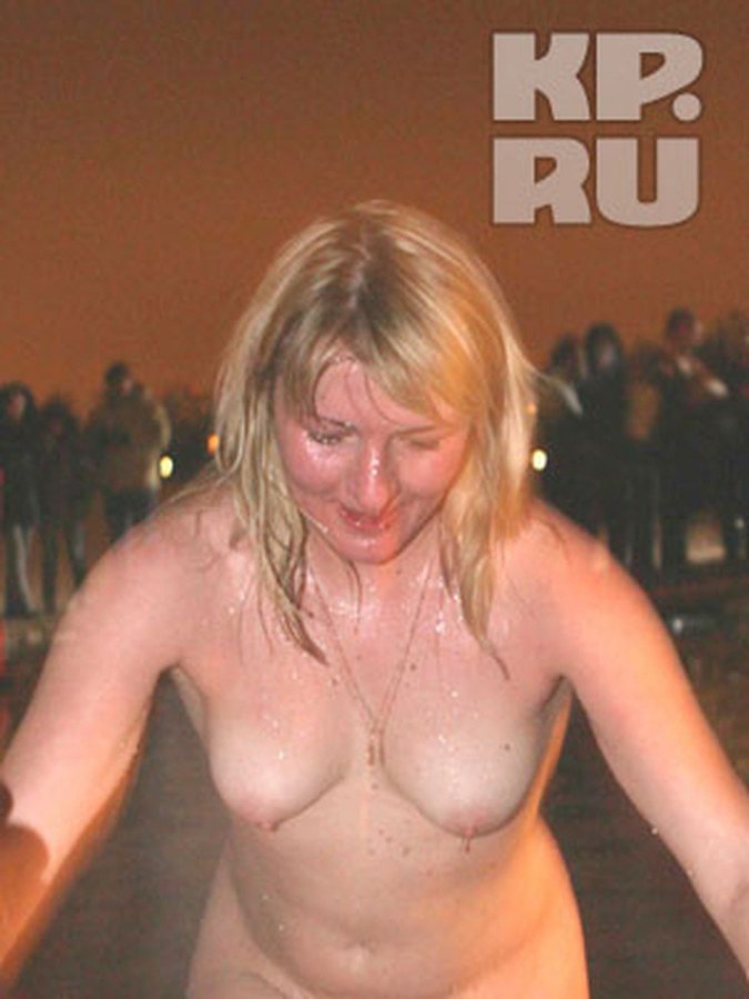 Жена засветила перед друзьями